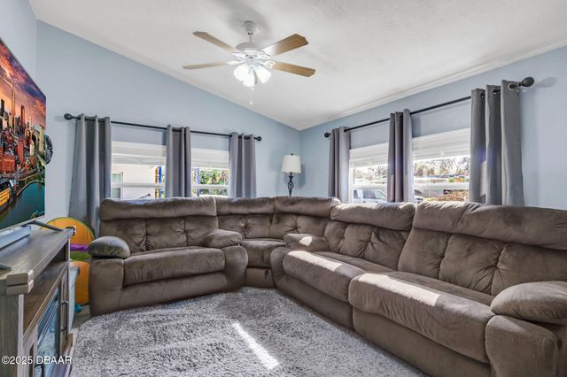 1132 Clearwater Road, Daytona Beach, FL 32114