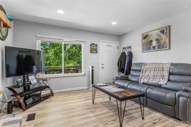 6049 Betty Lane, French Village, MO 63036