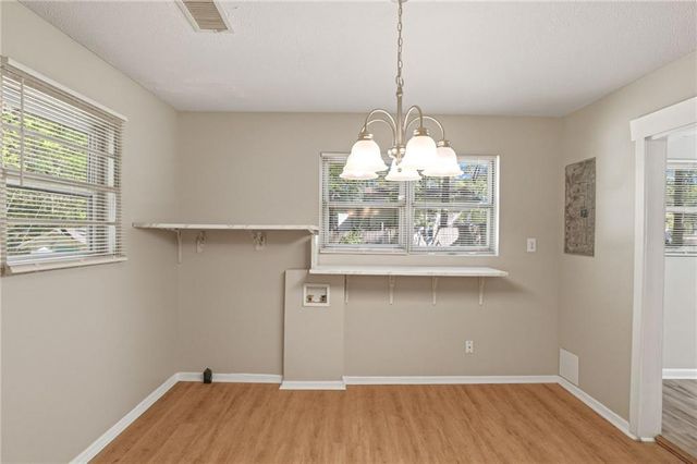 5575 Oglesby Road, Atlanta, GA 30349