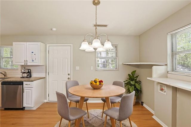 5575 Oglesby Road, Atlanta, GA 30349