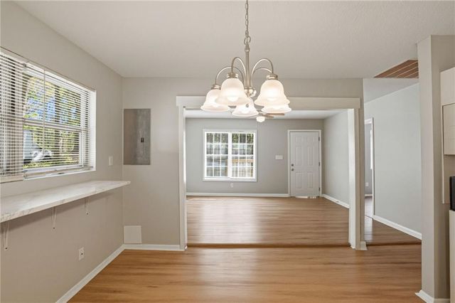 5575 Oglesby Road, Atlanta, GA 30349