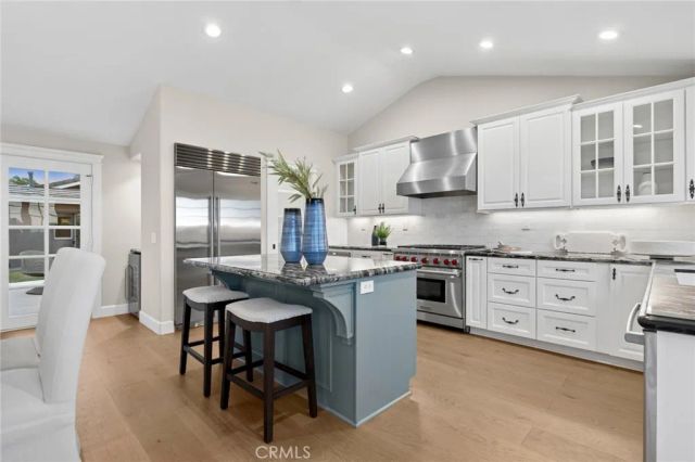 2839 Carob Street, Newport Beach, CA 92660