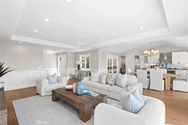 2839 Carob Street, Newport Beach, CA 92660