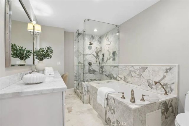 2839 Carob Street, Newport Beach, CA 92660