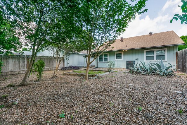 9848 Meadow Way, Converse, TX 78109