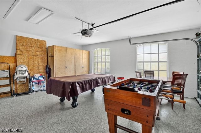 850 29th ST SW, Naples, FL 34117