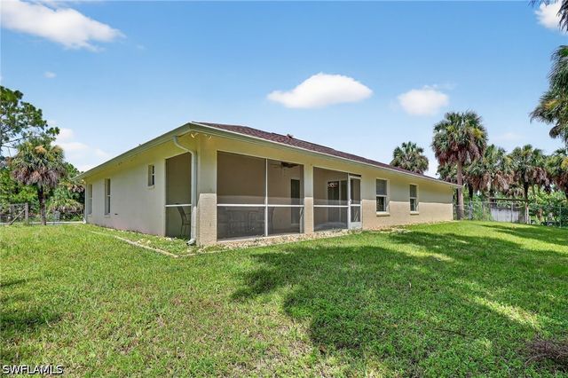 850 29th ST SW, Naples, FL 34117