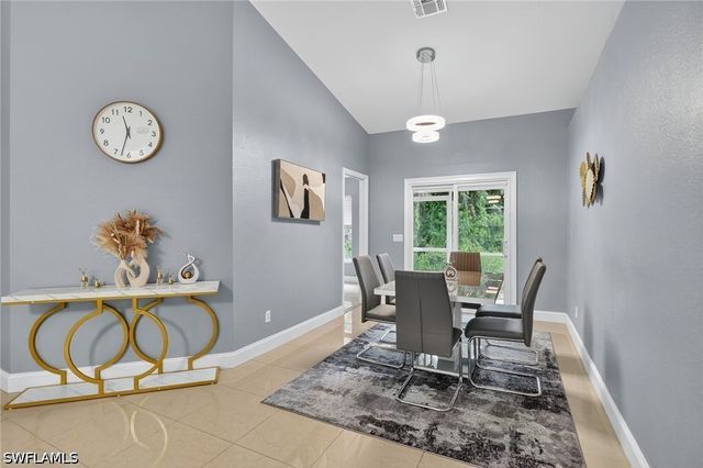 850 29th ST SW, Naples, FL 34117