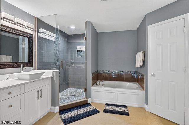 850 29th ST SW, Naples, FL 34117