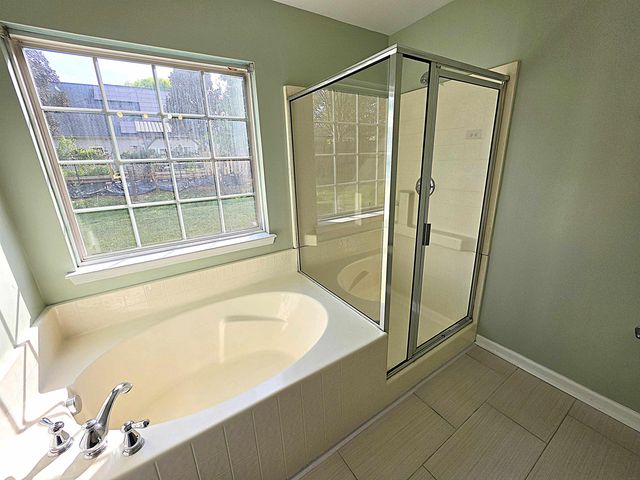 290 Stonewood Crossing Drive, Boiling Springs, SC 29316