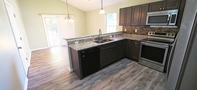 290 Stonewood Crossing Drive, Boiling Springs, SC 29316