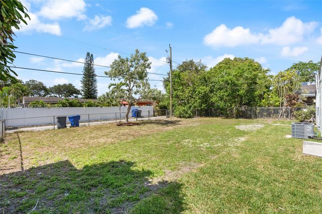 3230 Taft Street, Hollywood, FL 33021