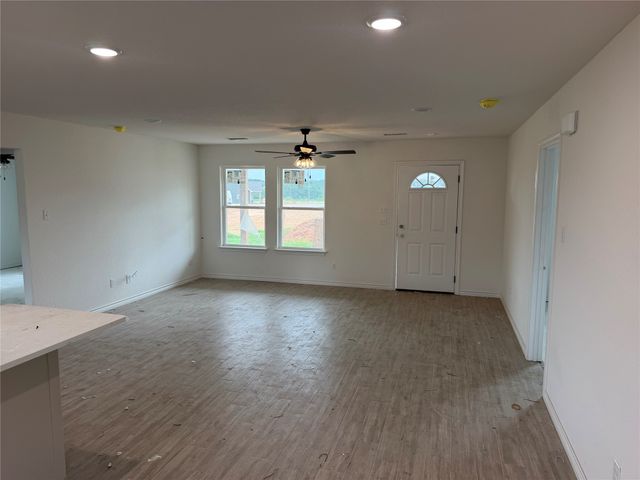 325 Myers Drive, Springtown, TX 76082