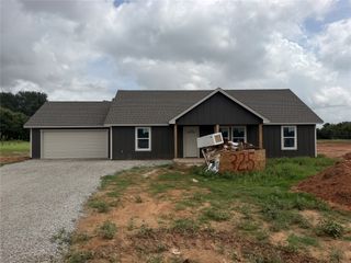 325 Myers Drive, Springtown, TX 76082