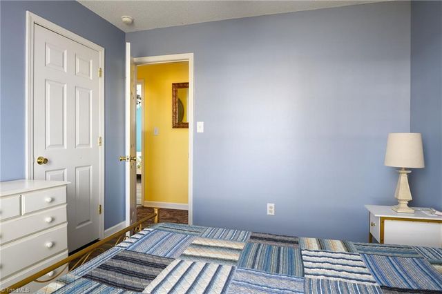 11 Stoney Point Court, Thomasville, NC 27360