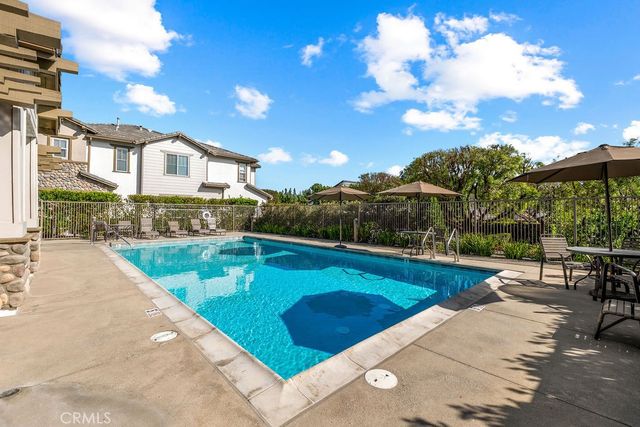 18041 Magee, Yorba Linda, CA 92886