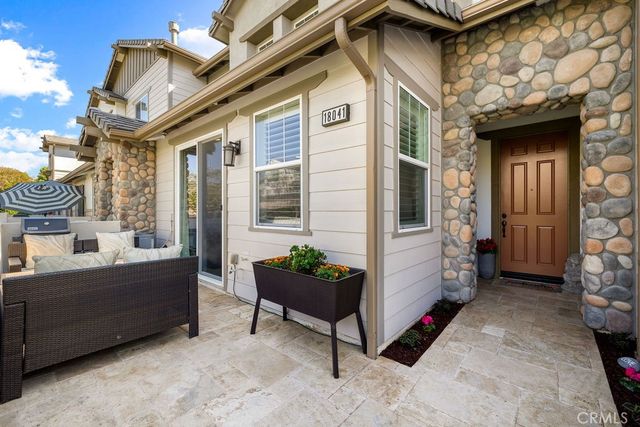 18041 Magee, Yorba Linda, CA 92886