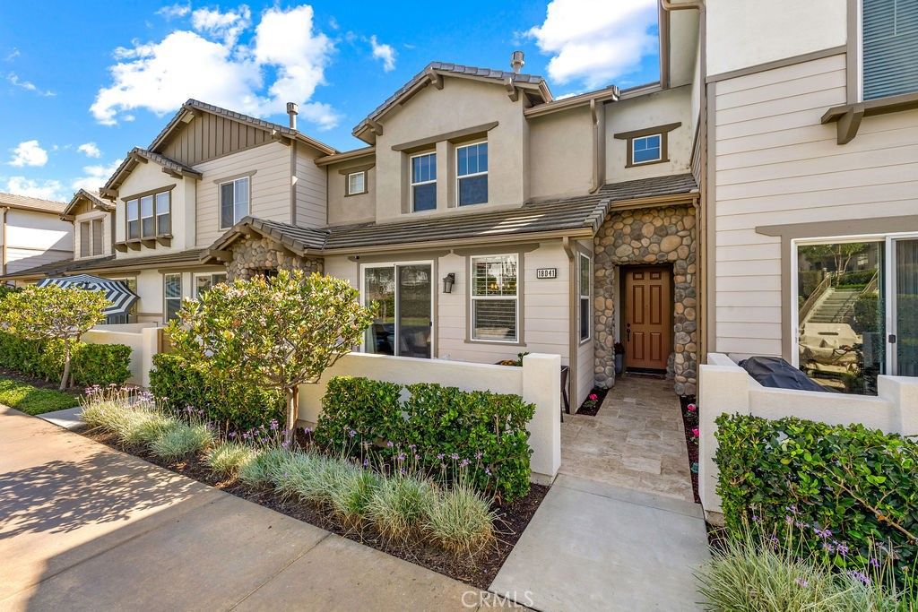 18041 Magee, Yorba Linda, CA 92886 — photo 2