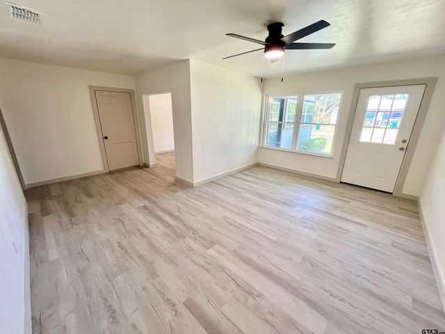 611 Hickory, Hughes Springs, TX 75656