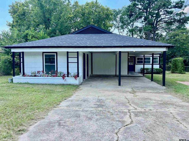 611 Hickory, Hughes Springs, TX 75656