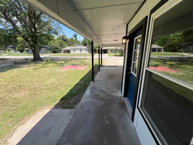 611 Hickory, Hughes Springs, TX 75656