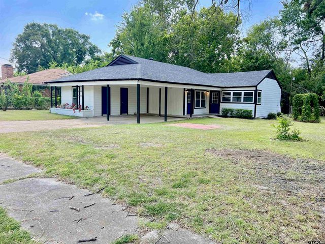 611 Hickory, Hughes Springs, TX 75656