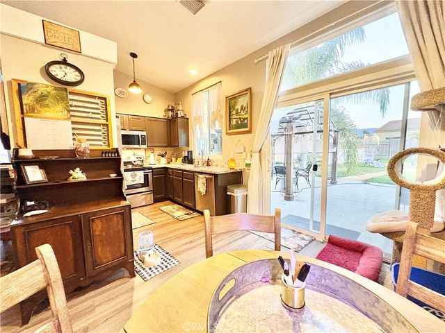 32423 Enriqueta, Temecula, CA 92592