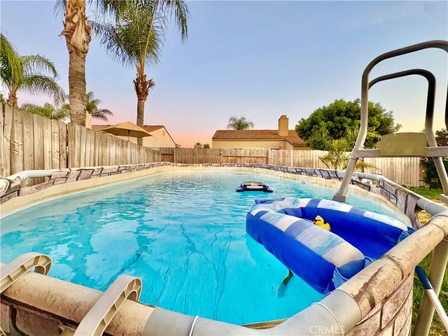 32423 Enriqueta, Temecula, CA 92592
