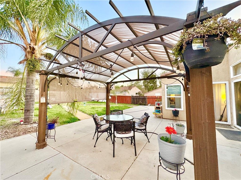 Image 4 of property listing at 32423 Enriqueta, Temecula, CA 92592