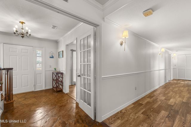 269 W Lake Road, Hattiesburg, MS 39402