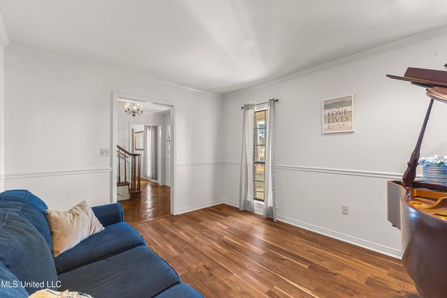 269 W Lake Road, Hattiesburg, MS 39402