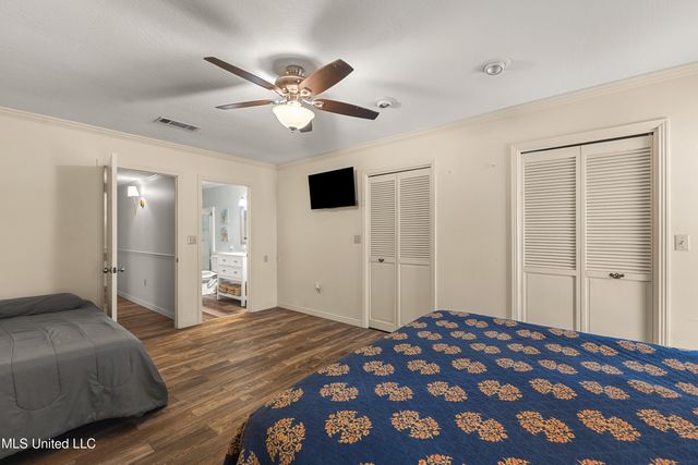 269 W Lake Road, Hattiesburg, MS 39402