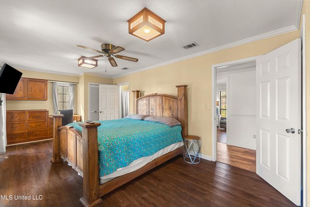 269 W Lake Road, Hattiesburg, MS 39402