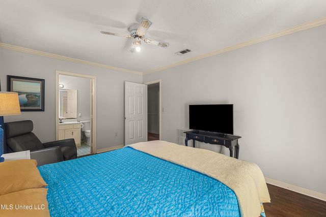 269 W Lake Road, Hattiesburg, MS 39402