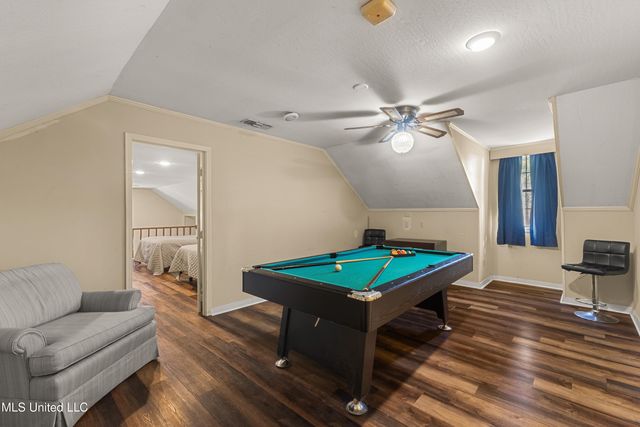 269 W Lake Road, Hattiesburg, MS 39402