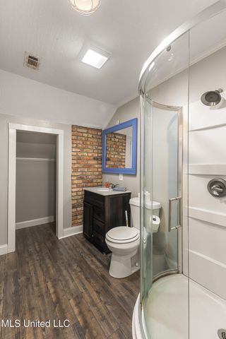 269 W Lake Road, Hattiesburg, MS 39402