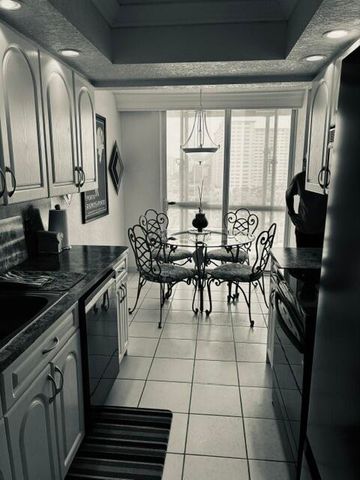 101 Briny Avenue 707, Pompano Beach, FL 33062