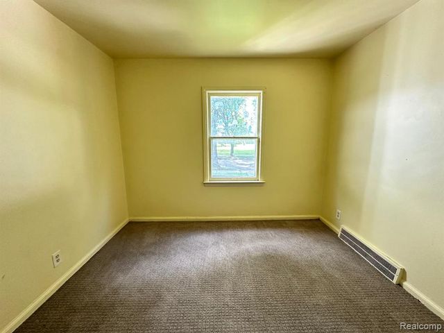 15252 Rossini Drive, Detroit, MI 48205