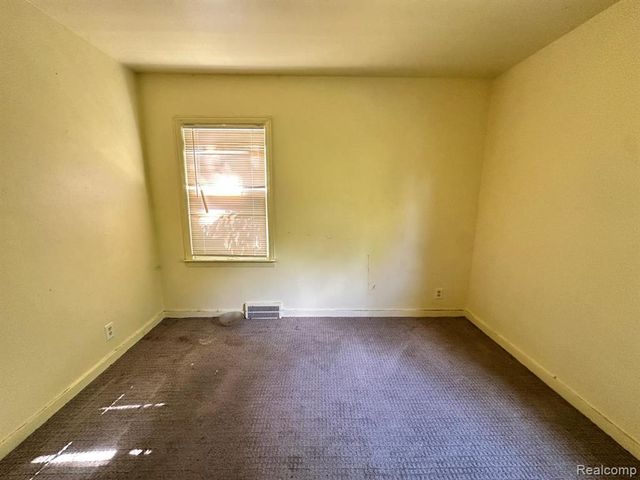 15252 Rossini Drive, Detroit, MI 48205