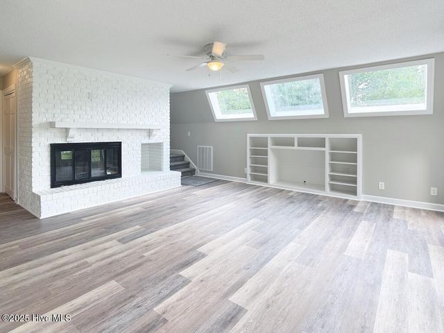 211 Country Club Boulevard, Jacksonville, NC 28540