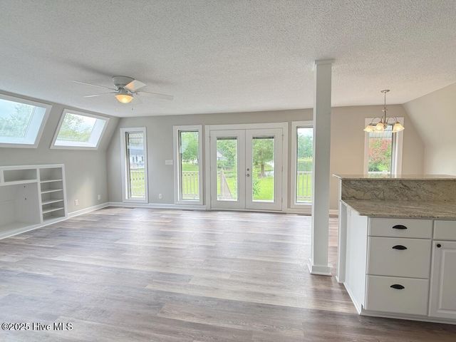 211 Country Club Boulevard, Jacksonville, NC 28540