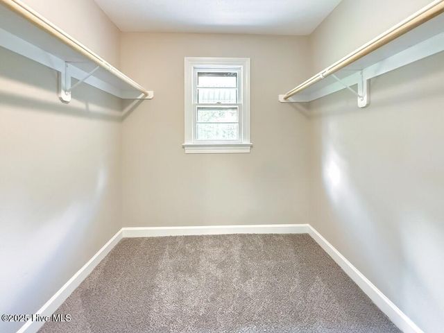 211 Country Club Boulevard, Jacksonville, NC 28540