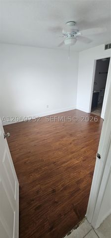 14873 SW 104th St 6-204, Miami, FL 33196