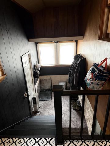 813 12TH AVENUE, Menominee, MI 49858