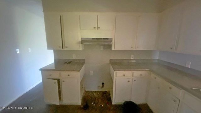 1886 Smallwood Street, Jackson, MS 39212