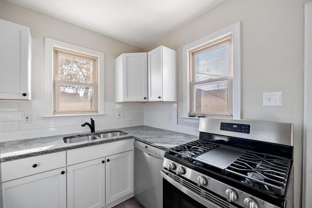 1114 2nd Street, Wyandotte, MI 48192