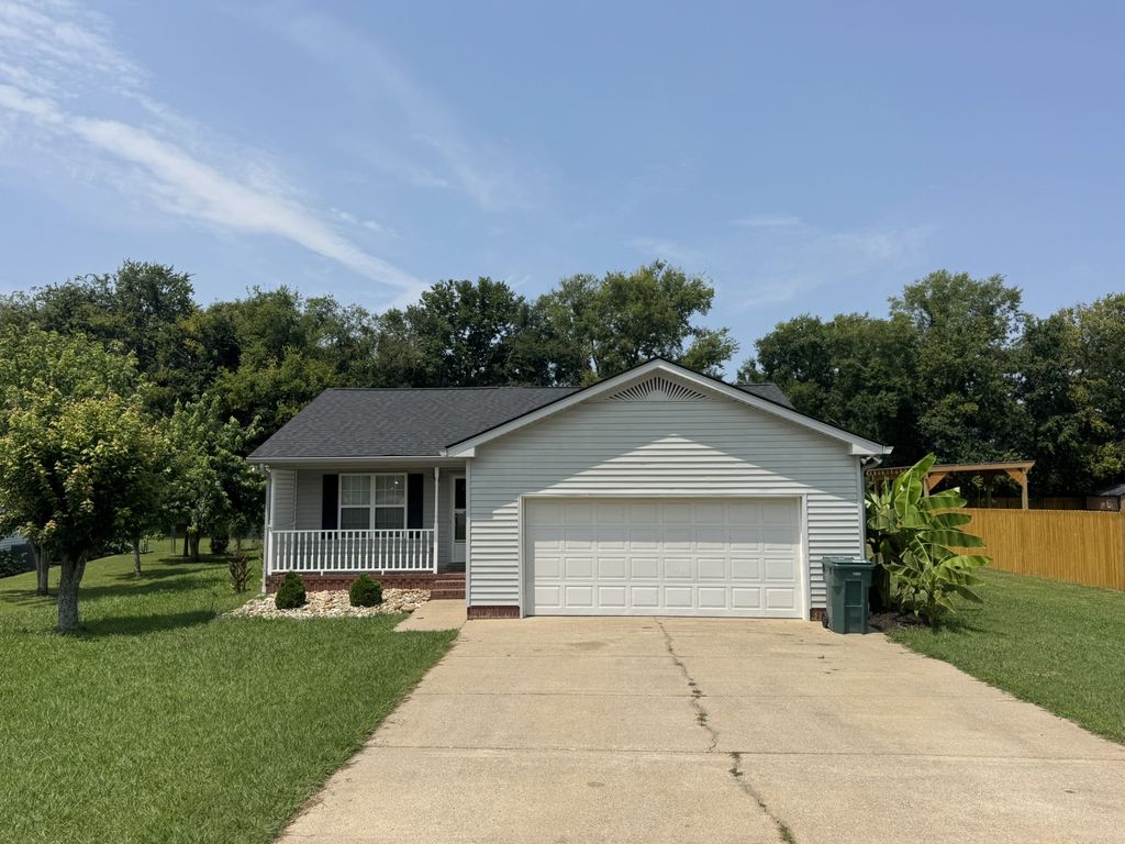 720 Fields Ln, Lebanon, TN 37087