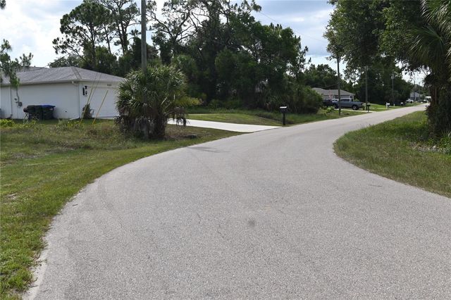 CHARMER LANE, North Port, FL 34288