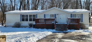 24 Hawaiian Drive, Madison, OH 44057