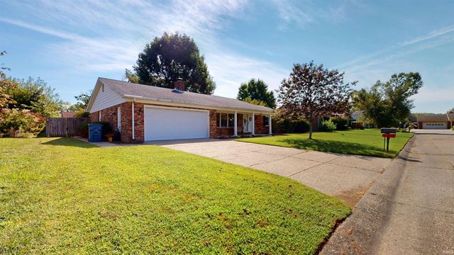4122 Secretariat Drive, Newburgh, IN 47630